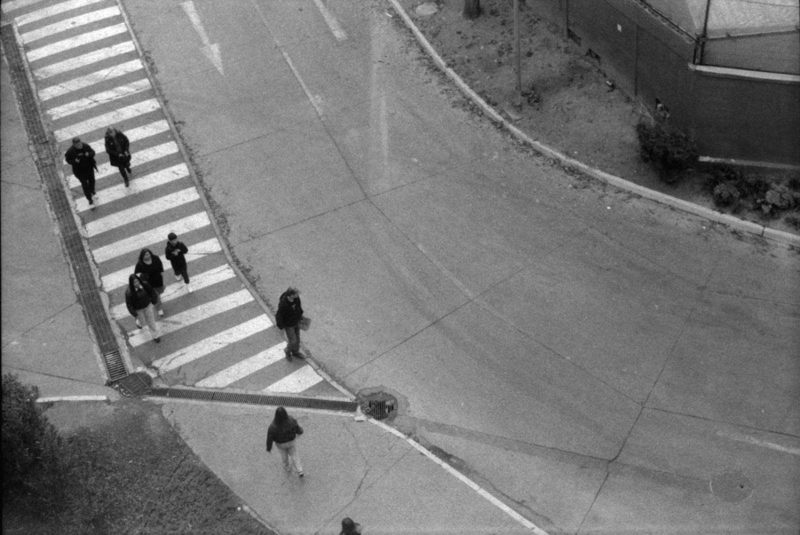 Siete vidas, un segundo, un camino..  — foto de @cdibujante en el concurso de Fotomica