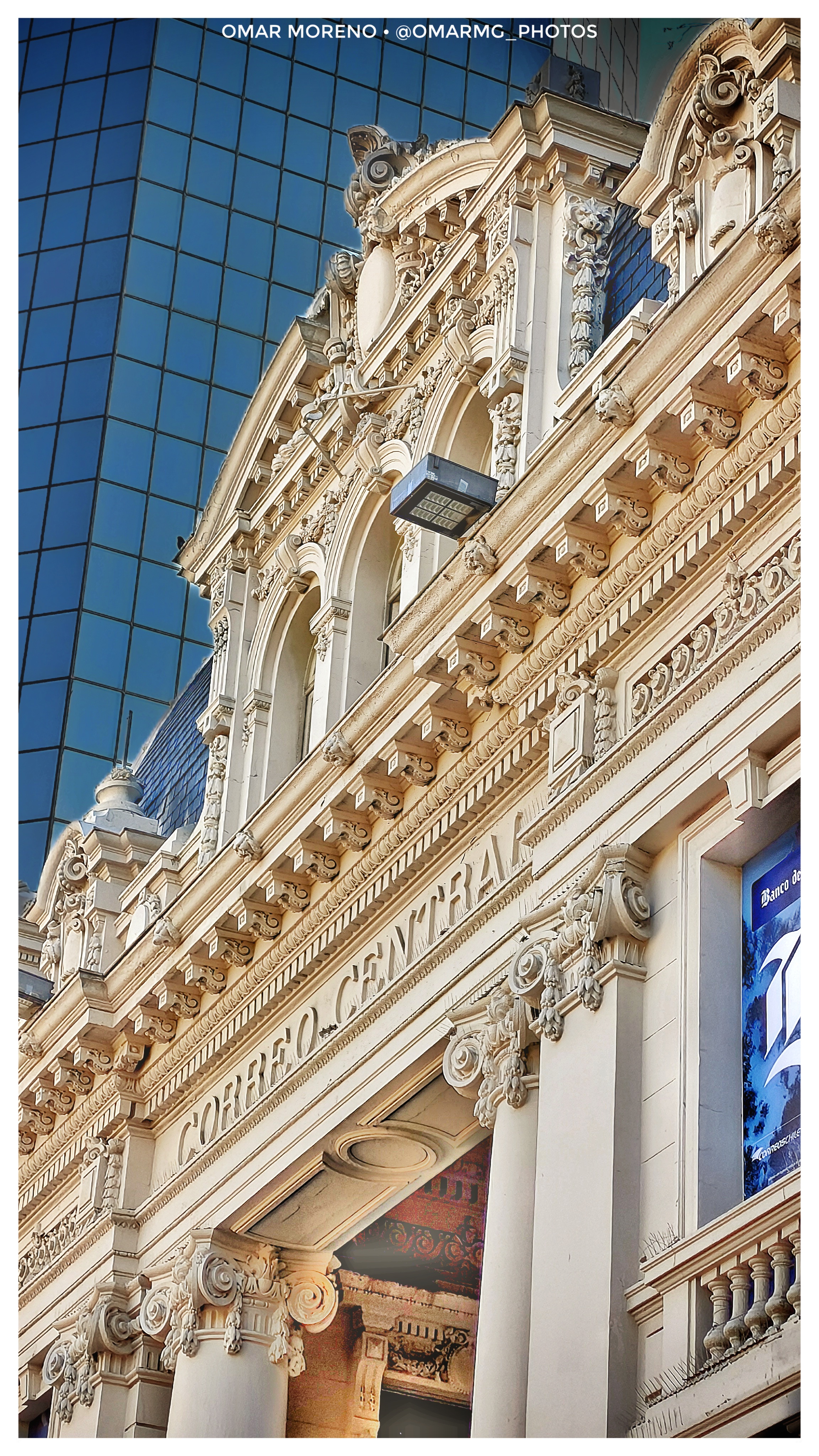 Arquitectura en Santiago  — foto de @omarmg_photos en el concurso de Fotomica